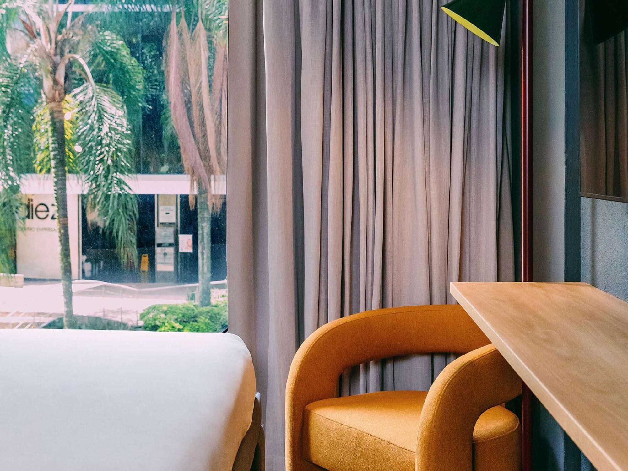 Tribe Medellin Hotel Exterior foto